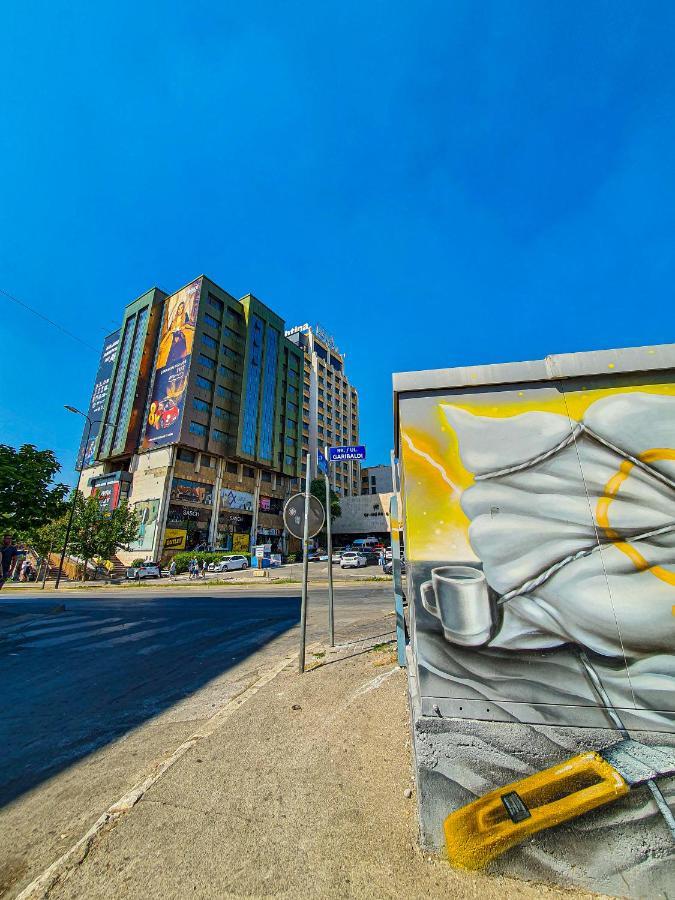Zogu Apartments - Downtown Priștina Exterior foto